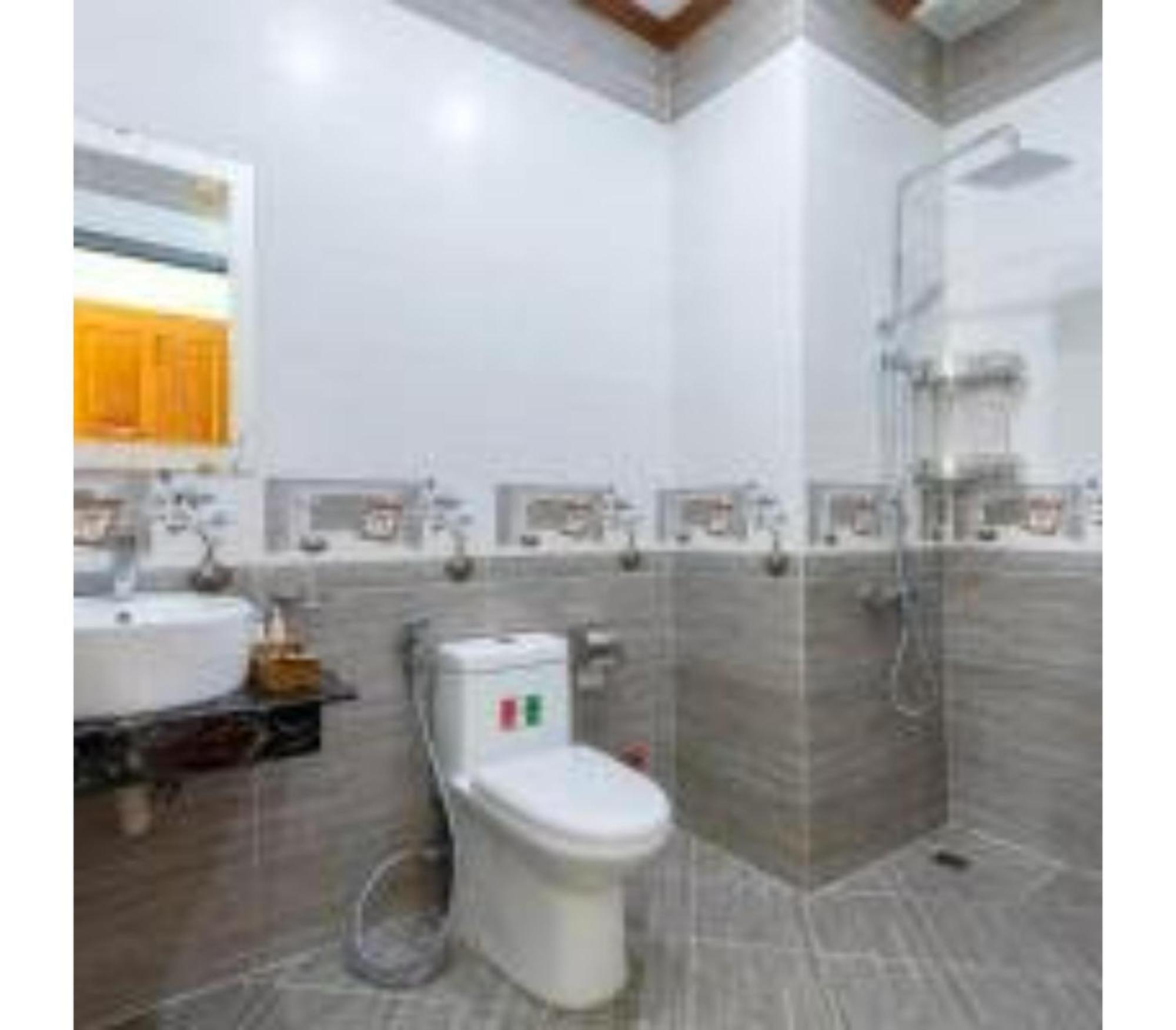 Oyo 1216 Ha Hotel Vung Tau Extérieur photo
